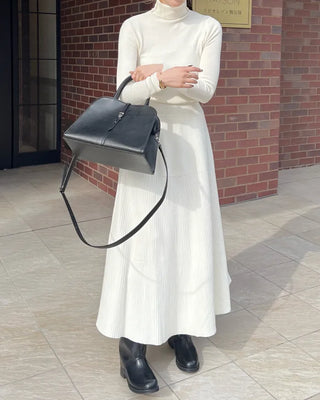 Shirred long knit skirt