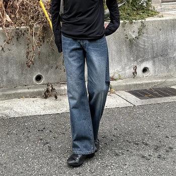 Semi-bootcut denim pants