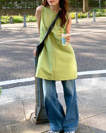 A-line round midi dress