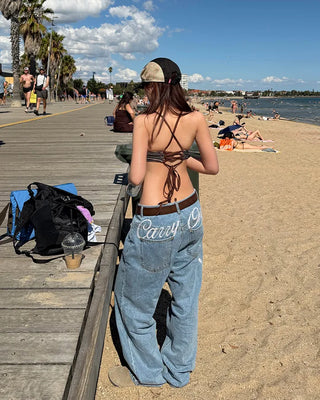 Back lettering denim pants