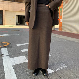 Wool long skirt