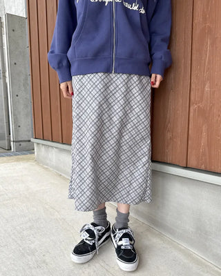 Checked long skirt