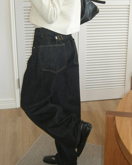 Button-back buckle wide denim pants