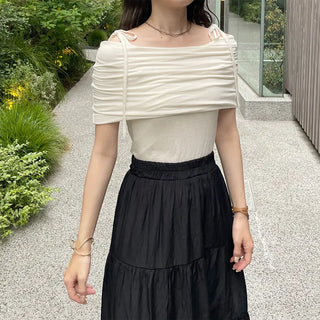 Ribbon open shoulder T-shirt