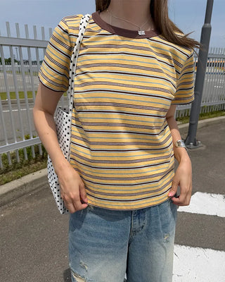 Multi-stripe half-sleeve T-shirt