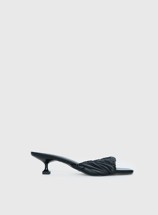 Billini Pilar Heels Black