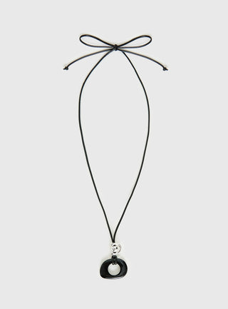 Static Romance Pendant Necklace Black