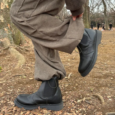 Basic Chelsea Boots