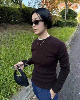 Wool Round Slim Knit