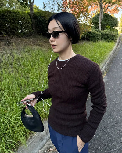 Wool Round Slim Knit
