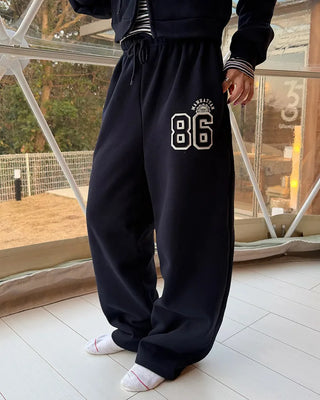Number patch sweatpants