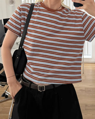 Cropped striped short-sleeved T-shirt