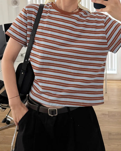 Cropped striped short-sleeved T-shirt