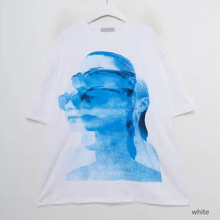 Silhouette print short-sleeved T-shirt
