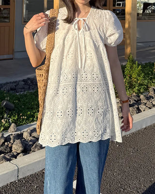 V-neck string punching blouse