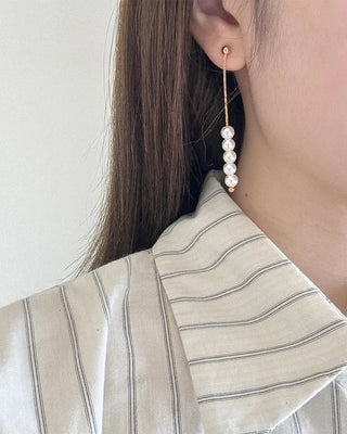 Pearl drop earrings