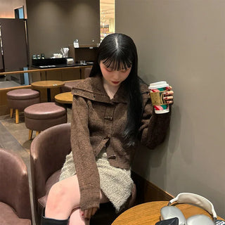 Big Collar Knit Cardigan
