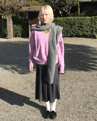 V-neck oversized knit