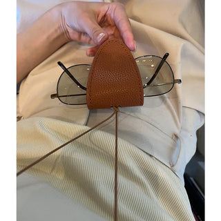 Triangle Glasses Holder