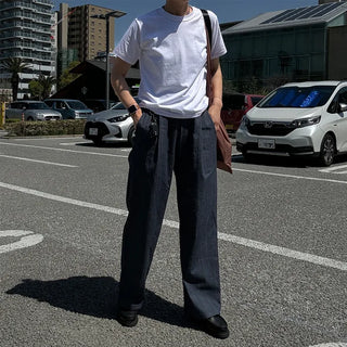 One-tuck easy denim pants