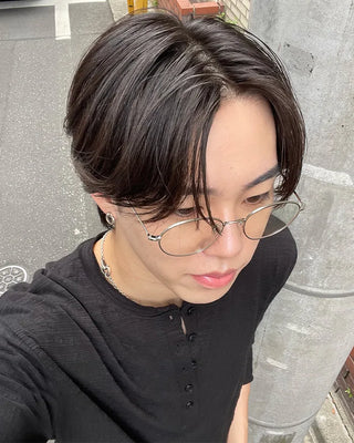 Slim metal frame glasses