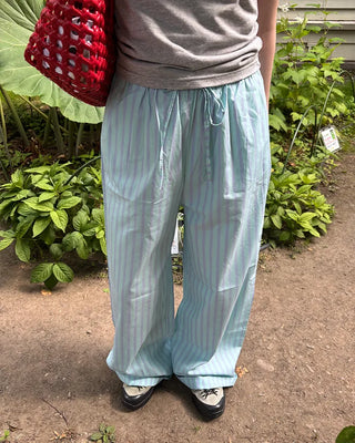 Wide striped easy pants