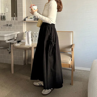 Side pocket gathered flared skirt