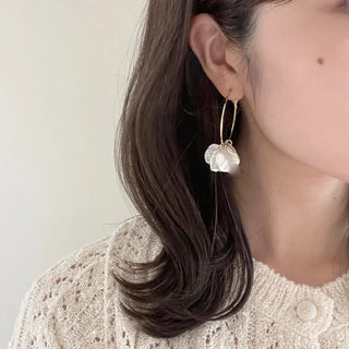 Shell earrings
