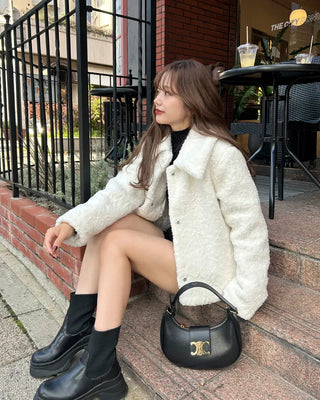 Loose-fitting colored fur jacket