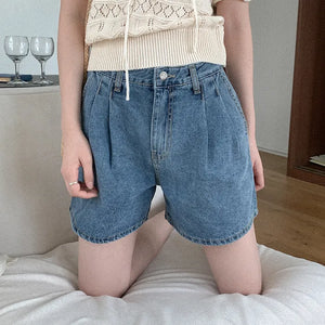W / Jeans