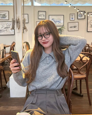 Color Button Knit