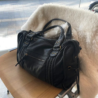 Vintage shoulder bag
