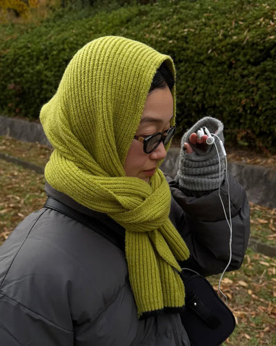 Color-blocked ribbed scarf