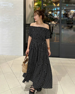 Off-shoulder tiered long dress