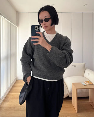 Semi-Clothed V-Neck Knit