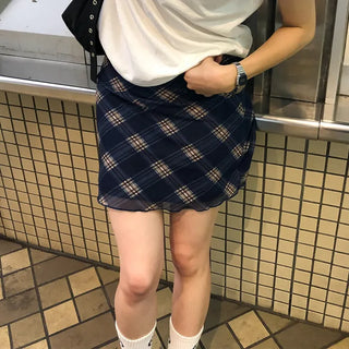 Checkered elastic waist mini skirt