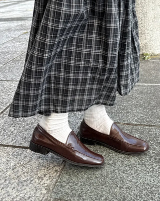 Basic square-toe loafers