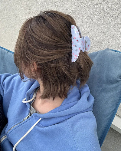 Mini flower hair clip