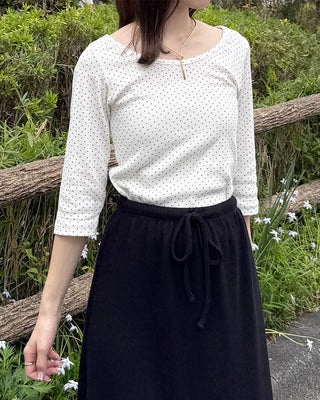 Round neck polka dot half-sleeve shirt