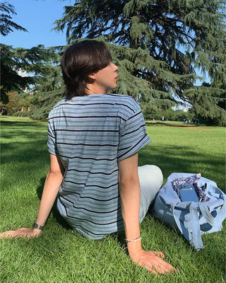 Casual striped short-sleeved T-shirt