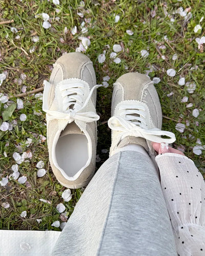 Line bicolor sneakers