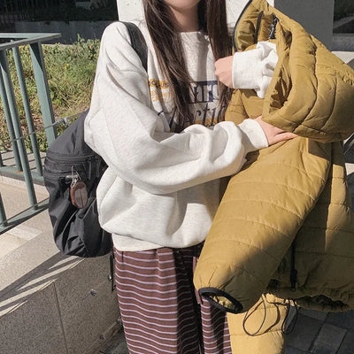 Fleece-lined sweatshirt with lettering