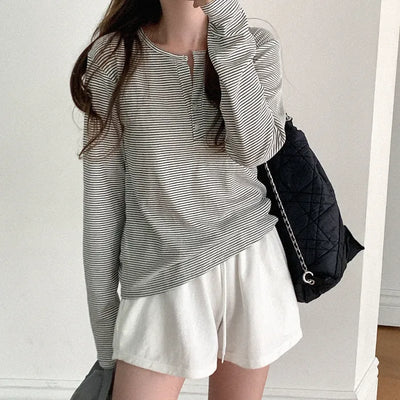 [3 colors] Striped Button Long Sleeve T-Shirt