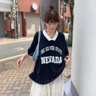 Loose sporty T-shirt
