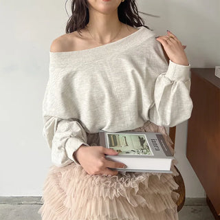 Off-shoulder sweatshirt