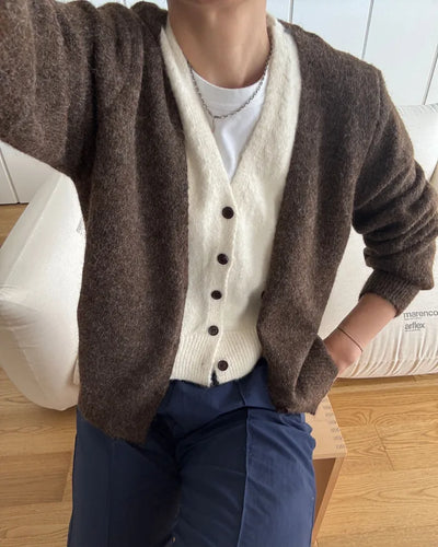 Soft color-blocked V-neck cardigan