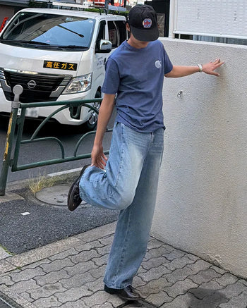 Side pintuck light denim pants