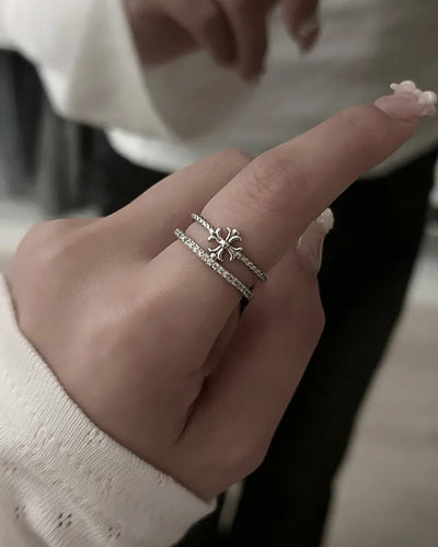 Cross pendant ring