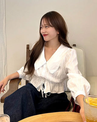 Big collar shirred waist blouse