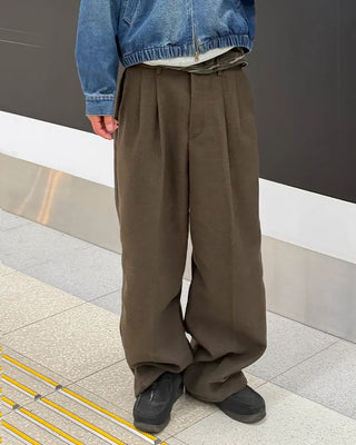 Wide back elastic waist slacks